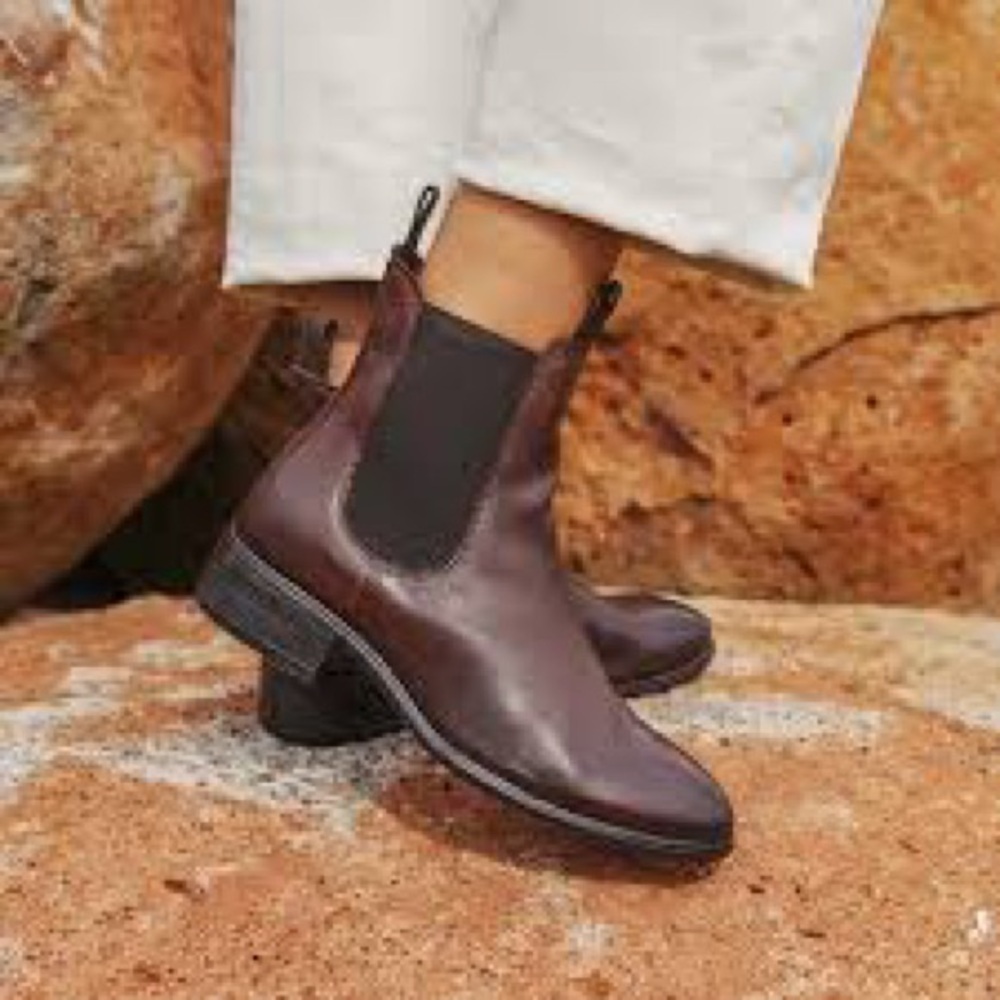 Everly Celina Brown Genuine Leather Ankle Boots for both box size 38 (7.5)